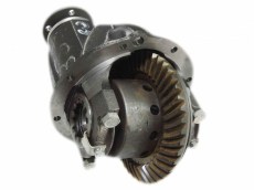 Lada Niva / 2101-2107 Rear Differential 3,9:1 With Medium Torsen Differential 24 teeth 